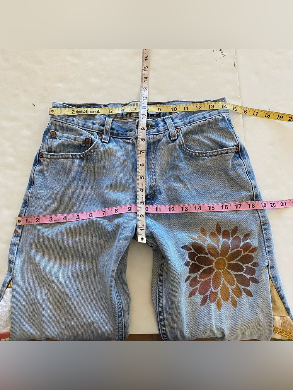 Upcycled Levi’s 505 Custom Jeans Waist 27 Womens Size 4 Small Levis OOAK Floral - Picture 3 of 15